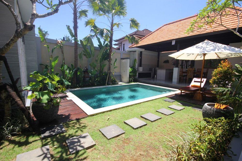 Kubal Villa Seminyak Exterior foto