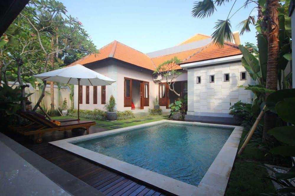 Kubal Villa Seminyak Exterior foto